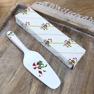 Studio Nova Bone China Christmas Cake Server
